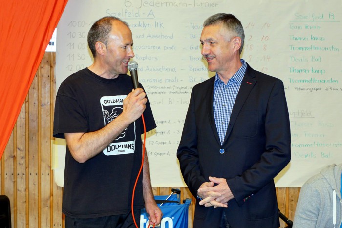 Günter Ewertz (l.) im Interview mit Willi Weyer (r.) von der Sparkasse Trier